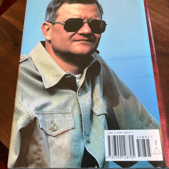 Red Rabbit by Tom Clancy - First Edition - Picture 2 of 2